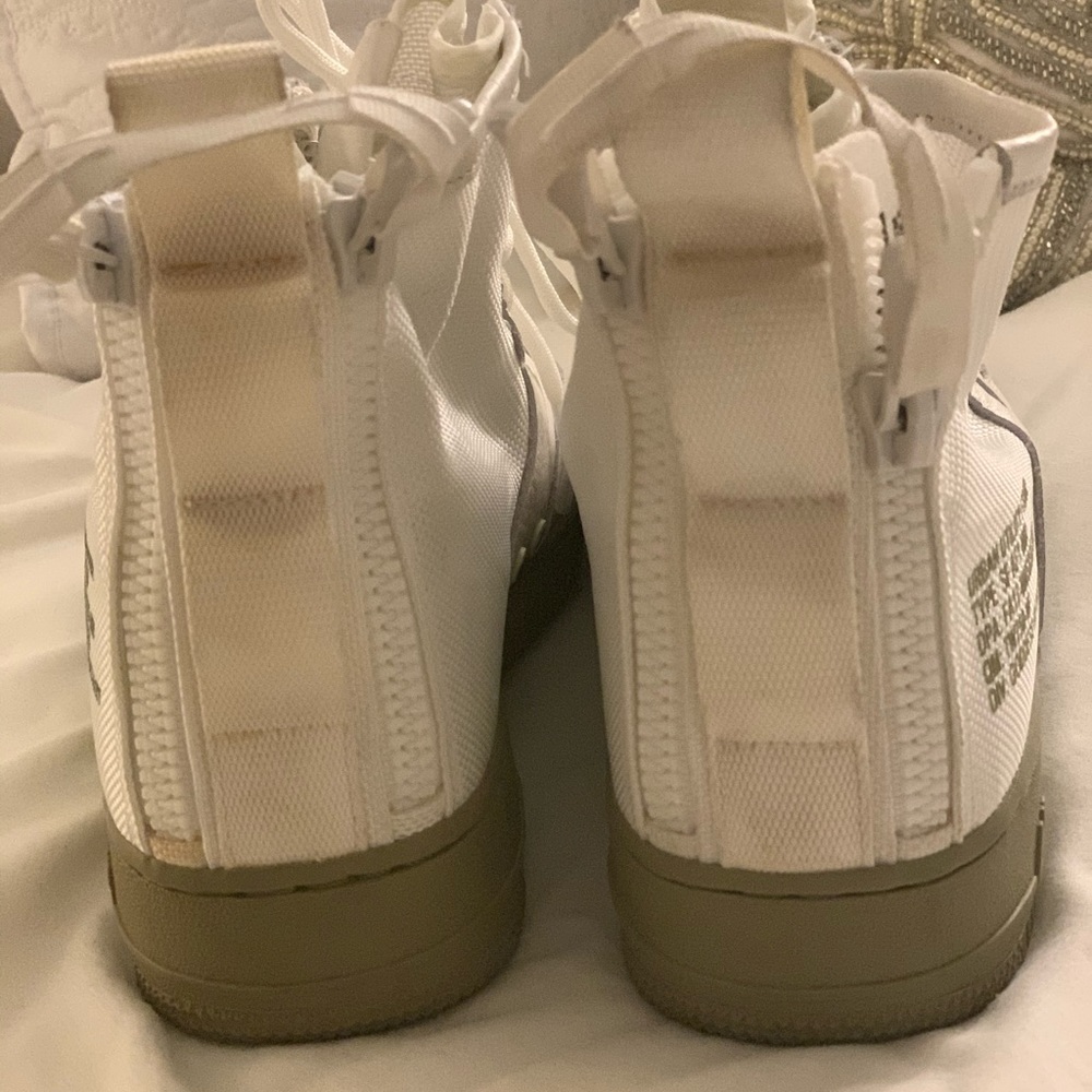 Nike SF Air Force 1 White/ Green 8 1/2 Men